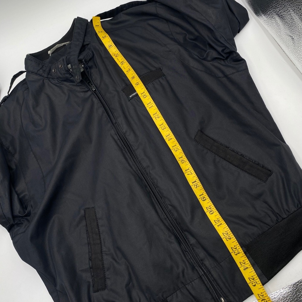 Members Only Iconic Racer Jacket Men 42 Medium Black Vintage Bomber Wind breaker - Picture 7 of 9